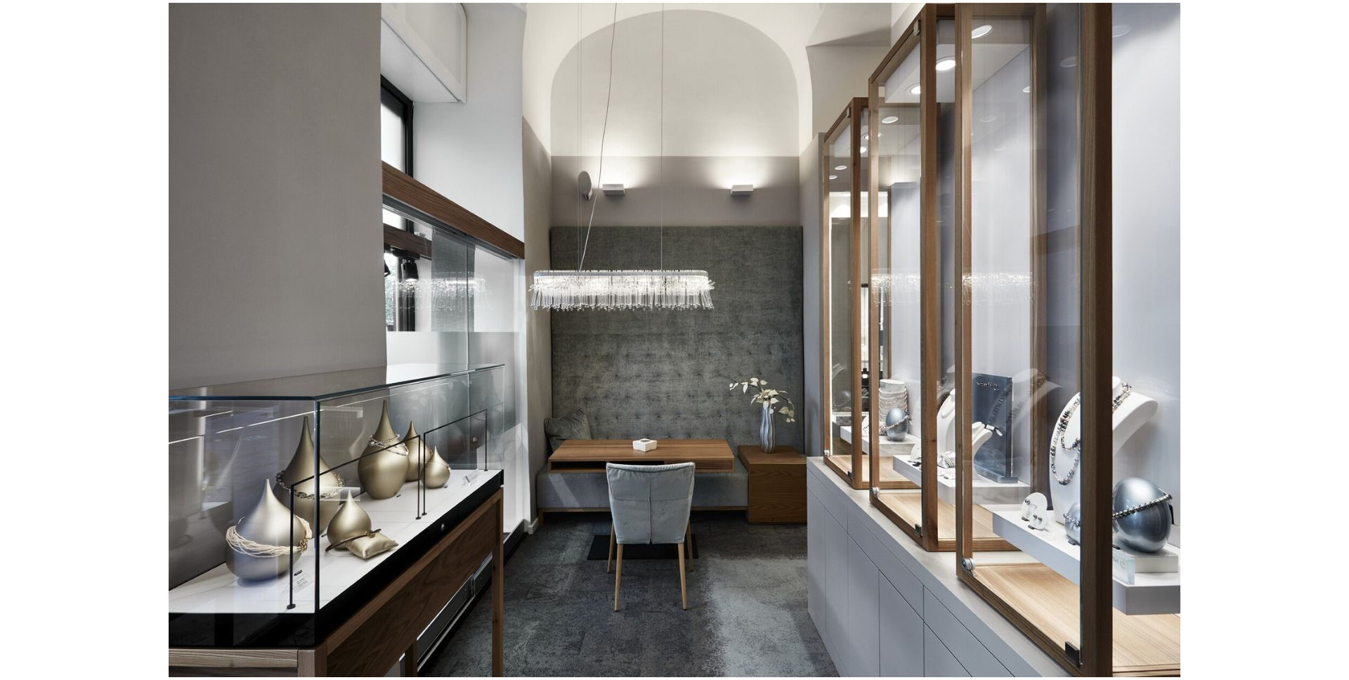 HALADA Na Příkopě, Praha