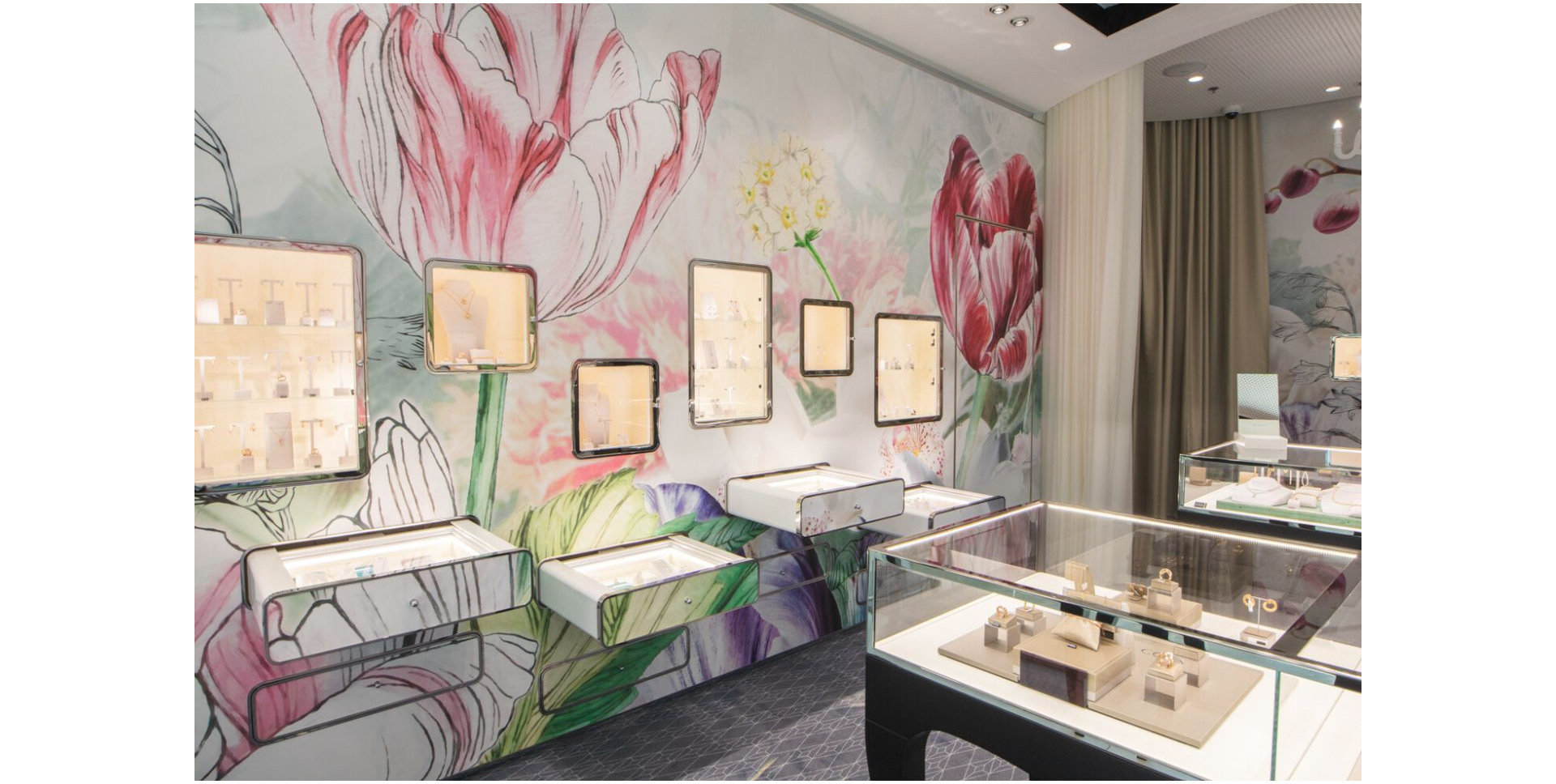 HALADA OC Eurovea, Bratislava